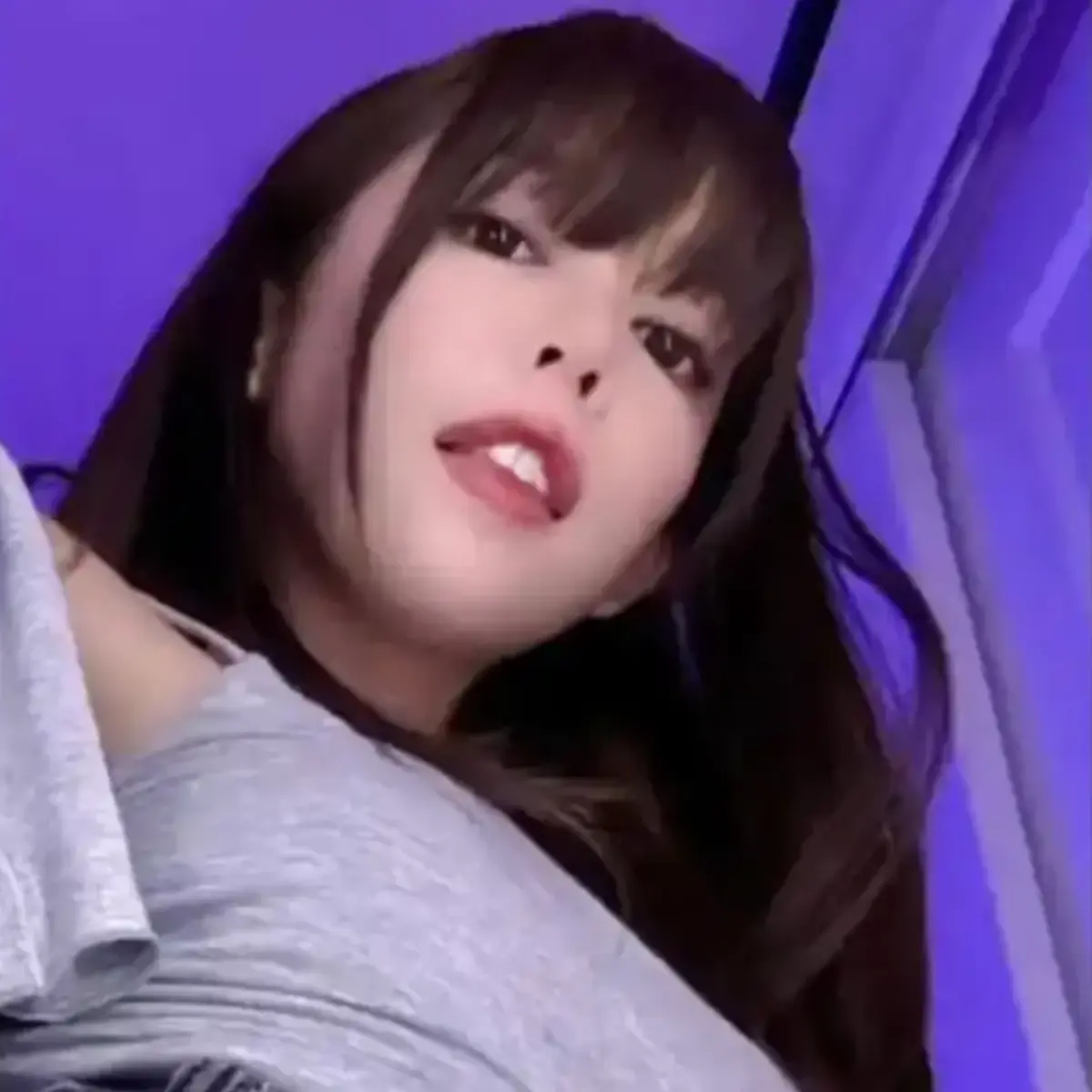 《绯红小猫KittyKum》系列合集高清1080P蓝光资源-VS影视免费观看-绯红小猫KittyKum全集在线播放-无删减完整版