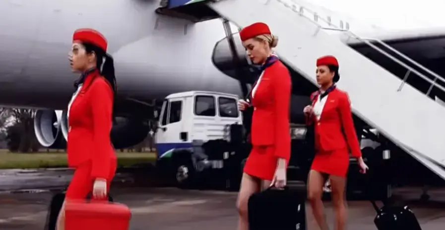 《法国空姐2018》多塞尔航空完整版高清中字在线观看-法国空姐电影全集免费播放-法版满天星720P资源获取-机舱剧情免费看